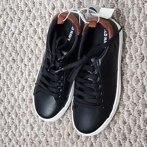 Old Navy boys shoes size 1